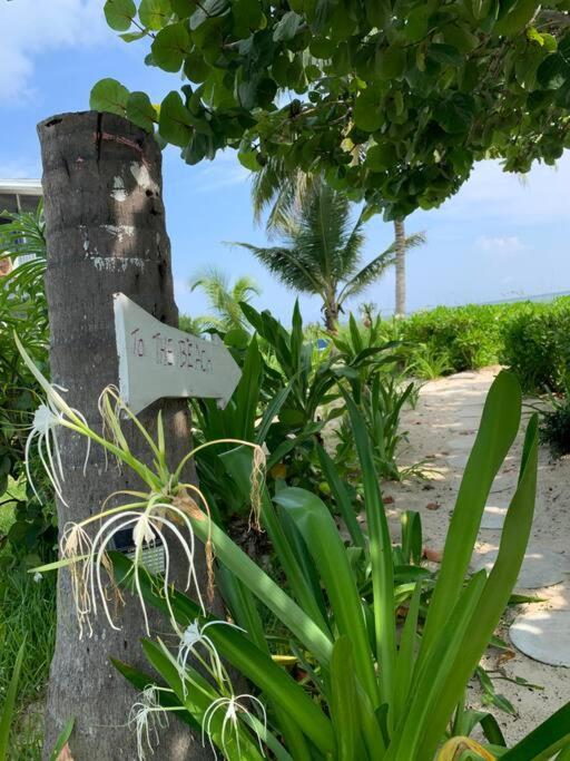 Beach'Nbarefoot Nassau Exterior photo