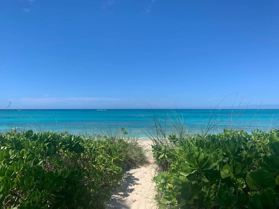 Beach'Nbarefoot Nassau Exterior photo